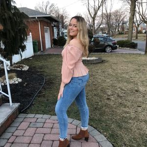 Meet your Posher, Erin